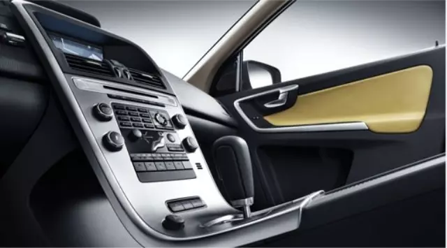 Console Trim Panel - Volvo (31469839) - view 4