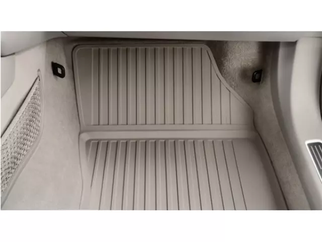 Floor Mats - Shaped Plastic - Charcoal Solid - Volvo (32332372) - view 2