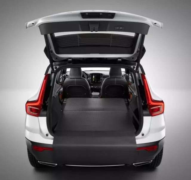 Trunk Mat - Volvo (32347041)