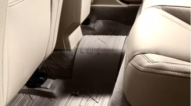 Rubber Tunnel Mat - Soft Beige - Volvo (39834683) - view 2