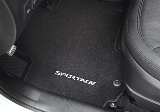 Floor Mats, Carpet - Mocha - Kia (3WF14-AC400GAH)