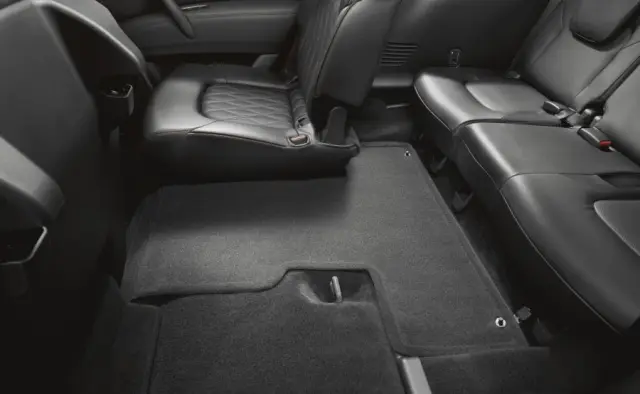 Carpeted Floor Mat- Center (replaces 2nd row console) - Nissan (999E2-3XCC2)