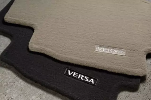Carpeted Floor Mats, Interior With Trunk - Nissan (999E2-4Y001)
