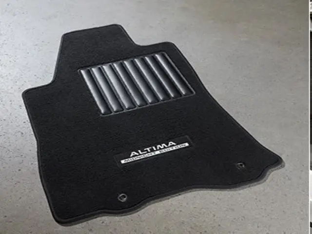 Floor Mats, Carpet, Midnight Edition - Nissan (999E2-U4H01)
