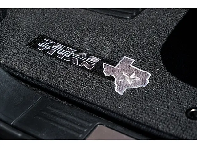 Carpeted Floor Mats - Texas TITAN (3-piece / Black) - Nissan (999E2-W4003)