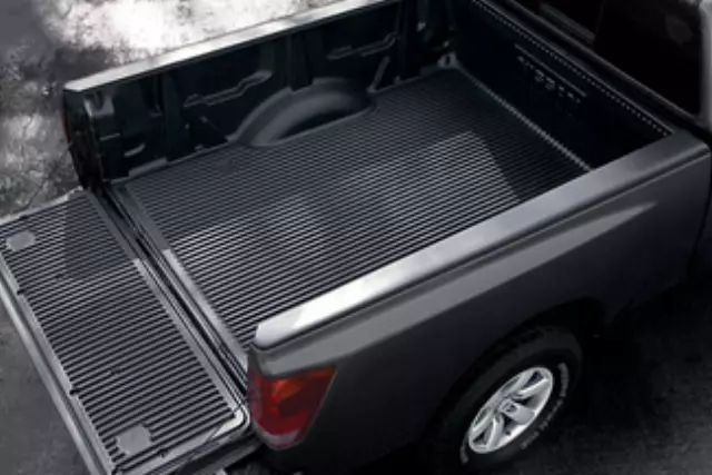 Bed Liner, Short Bed W/O Utili-Track - Nissan (999T1-WQ100KC)