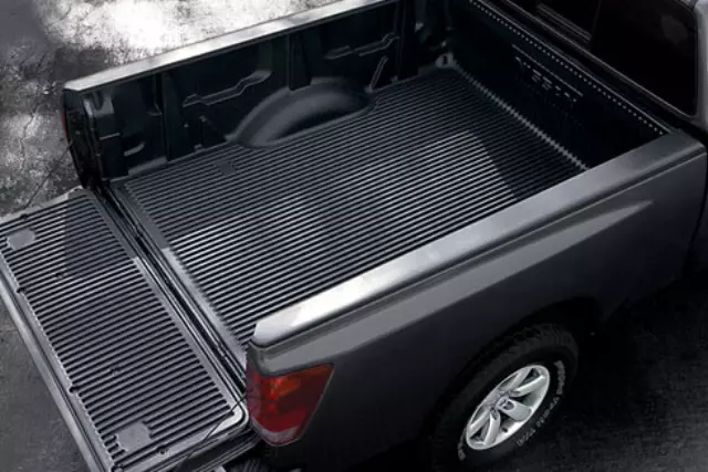 Bed Liner, Long Bed W/O Utili-Track - Nissan (999T1-WU100CC)