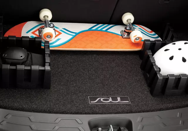 Cargo Logic Tray - Kia (B2012-ADU10) - view 2