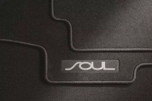 Floor Mats, Carpet - Kia (E4F14-AC000) - view 2