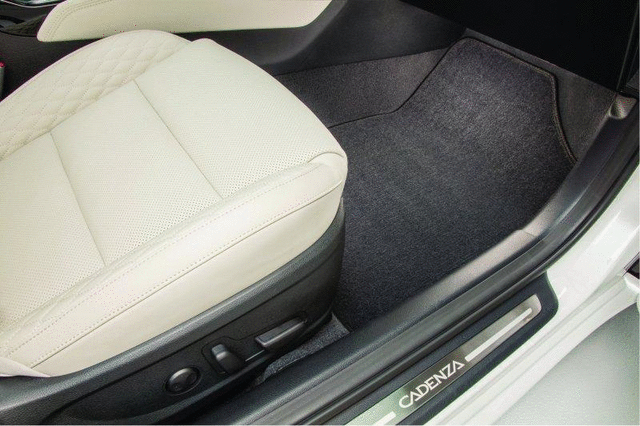 Floor Mats, Carpet 36oz - Kia (F6114-ADU00)