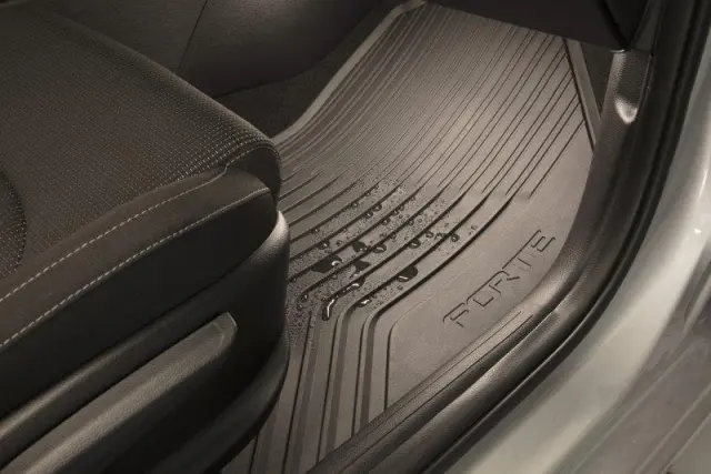 Floor Mats, All-Weather - Kia (M6F13-AC000) - view 2