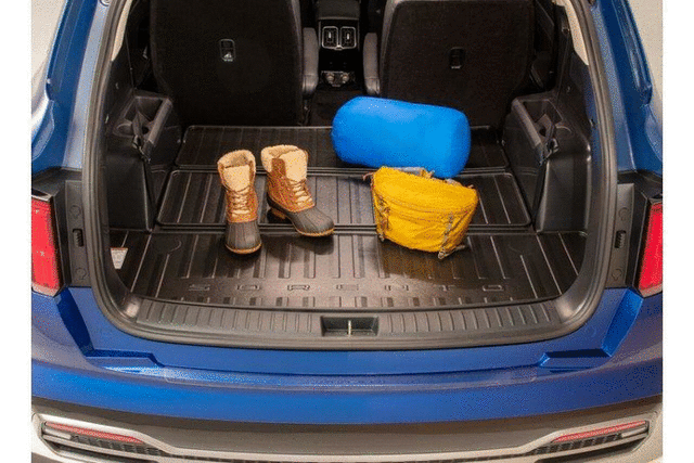 Cargo Mat, Carpeted - Kia (R5F12-AU001)