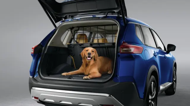 Retractable Pet Divider - Nissan (T99C8-6RR0A) - view 2