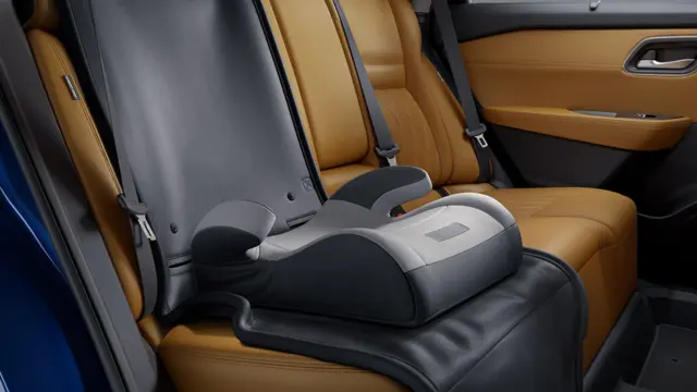 Seat Cover W/ Storage - Nissan (T99N4-6RR0A)
